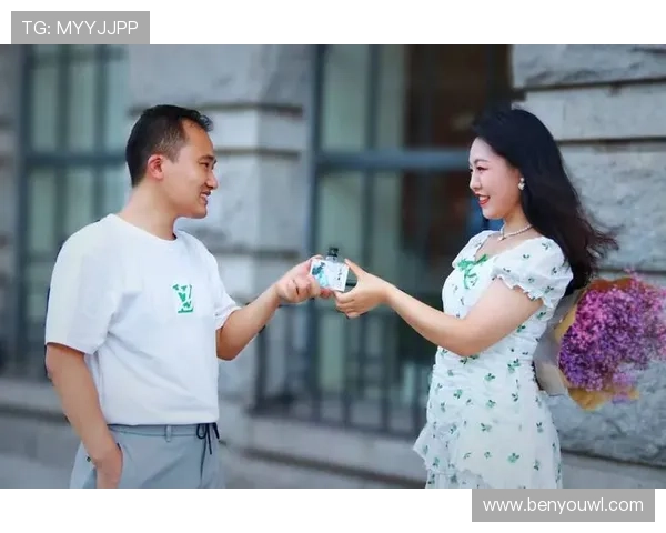 《一路夫妻》：柴米油盐里的惊涛骇浪，岁月静好下的深情守护